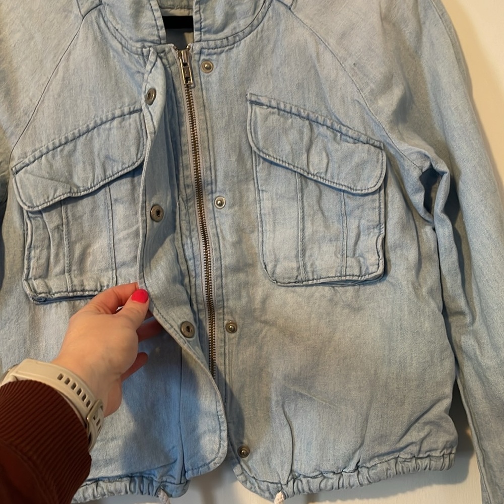 LOFT Chambray Jacket - Picture 3 of 4